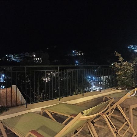 אסוס Dionos Villa מראה חיצוני תמונה