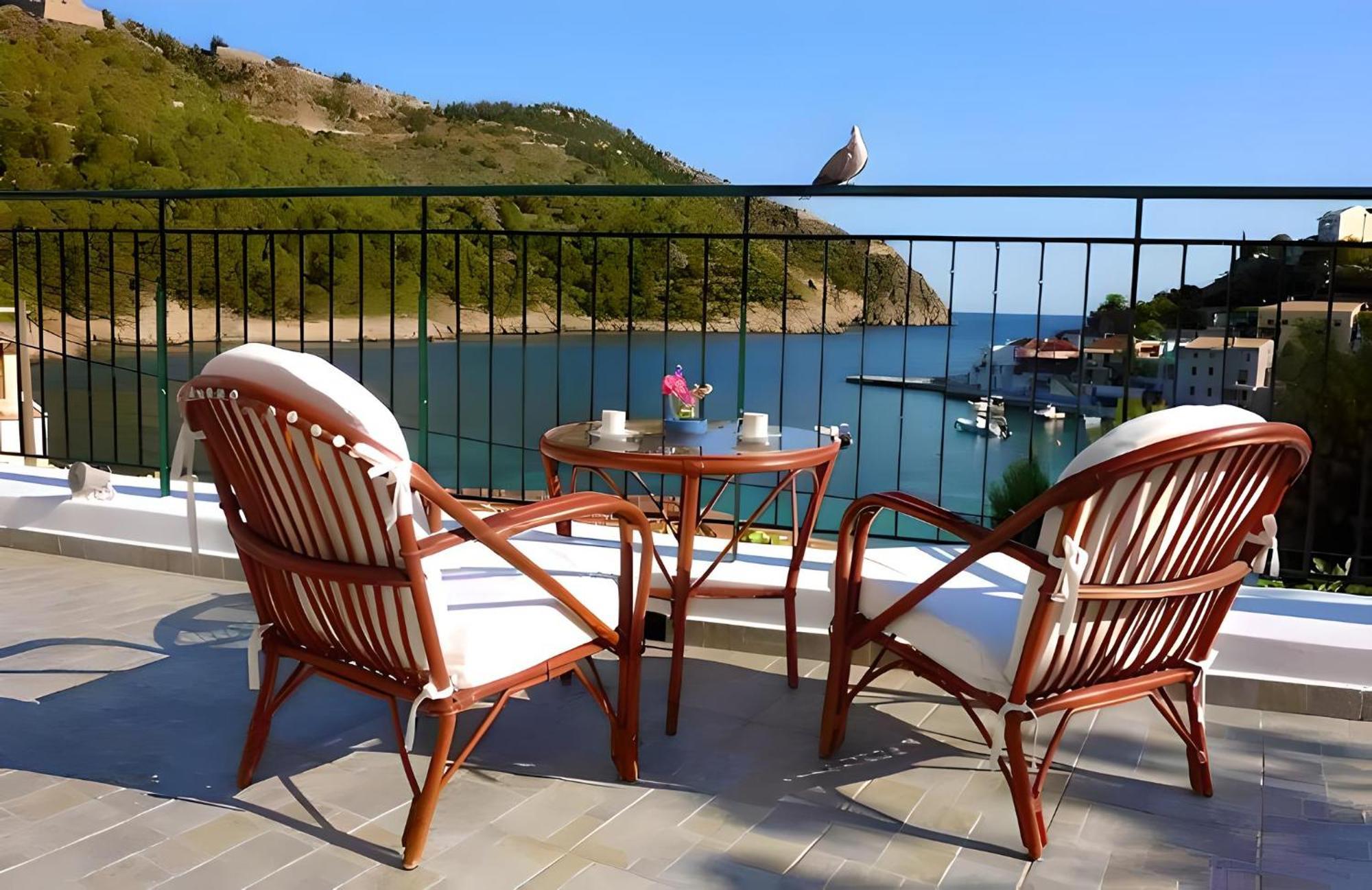 אסוס Dionos Villa מראה חיצוני תמונה